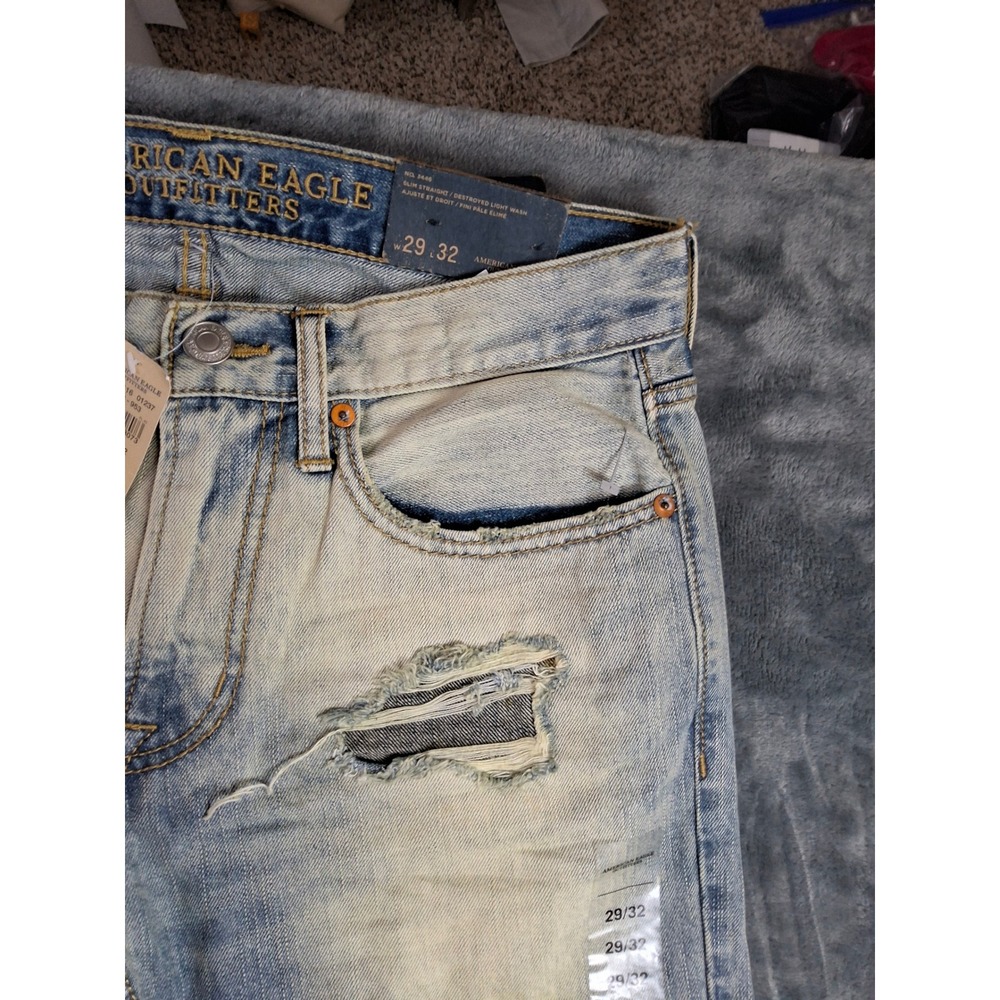American Eagle Slim Straight Destroyed Light Wash Patched Jeans 29x32 3446-953 - Picture 7 of 16